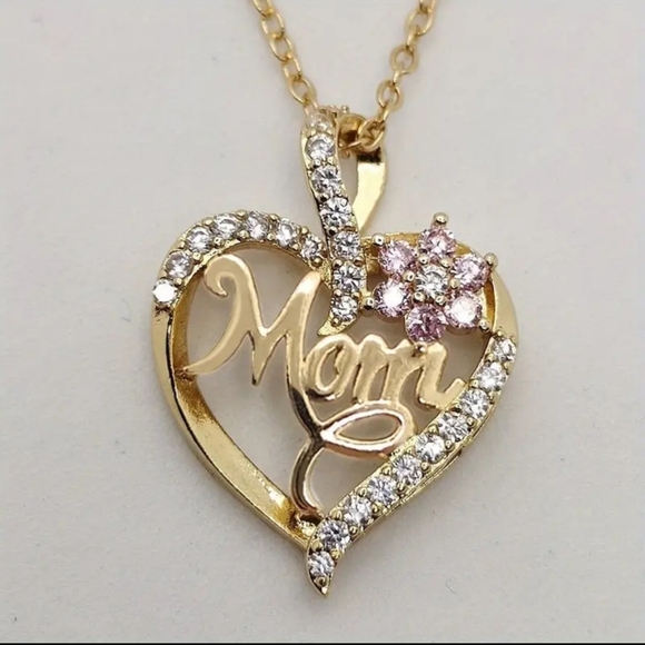 14K Gold-Plated Heart 'MOM' Pendant Necklace – Mother's Day Gift for Mom, Gold - Picture 8 of 8